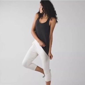 Lululemon white sunset salutation crop size 10